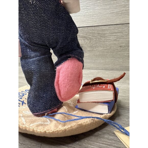 Annalee Doll Society Logo 1992 School Girl Denim Overalls Books Apple Sun Pin - Picture 10 of 12